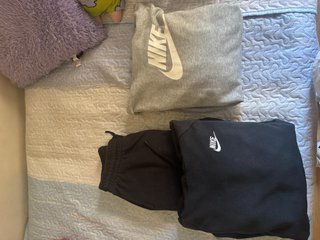 Conjunto Nike Sudadera y Pantalón Negro Gris