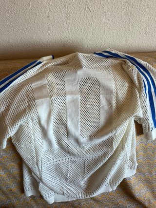 Chaqueta / camiseta Adidas Malla Blanca y Azul
