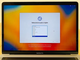 MacBook Pro 13 2017 - 16GB RAM / 256GB SSD