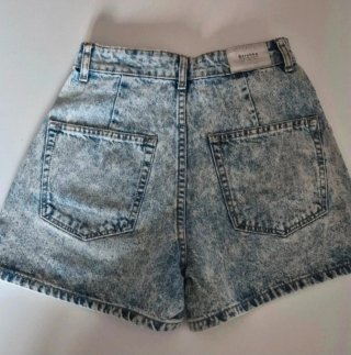 Shorts vaqueros Bershka