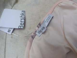 Falda estampada rosa y gris