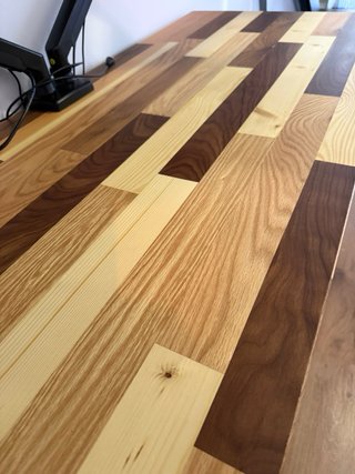 Scrivania in Legno Massello Design Unico