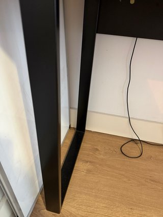 Scrivania in Legno Massello Design Unico