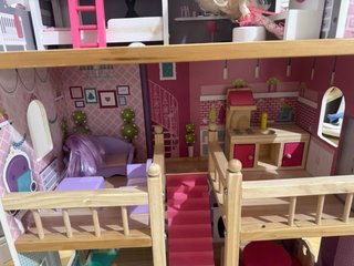 Casa de muñecas infantil