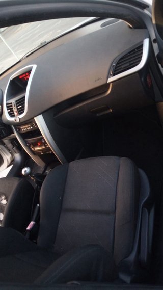 Peugeot 207 2009