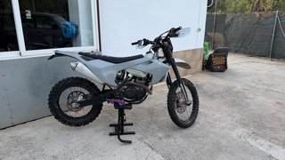 Husqvarna FE 450 Enduro Gris/Morado