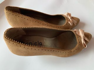Zapatos de salón Daniela Beige