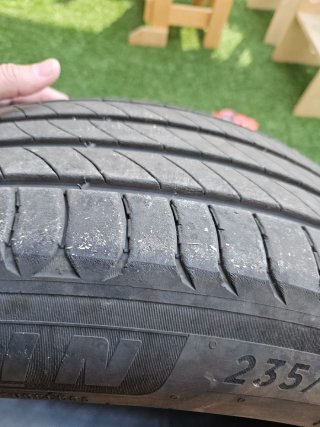 Neumático Michelin Primacy 4 235/45 R20