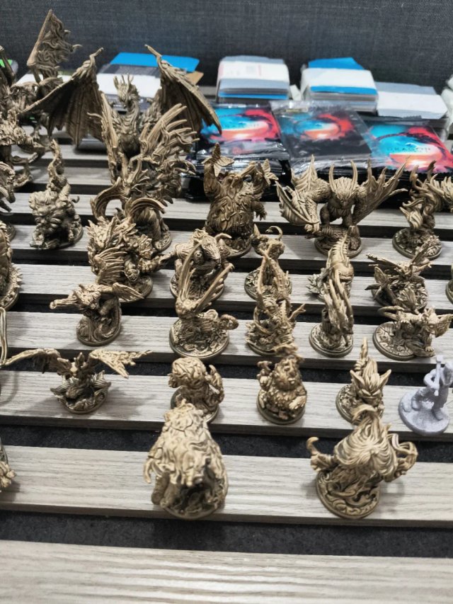 Dragon Eclipse Miniatures e Accessori