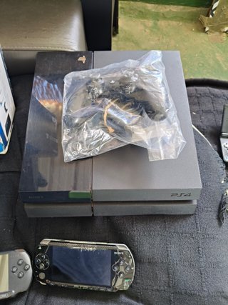 Lote Consolas PS4 Pro + Mandos + Juegos.Firm 10.01
