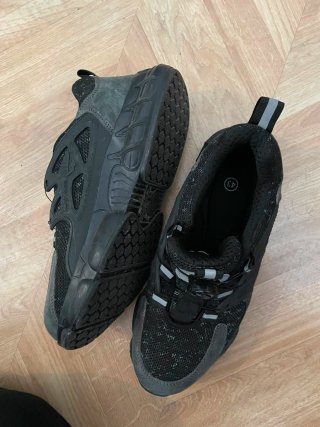 Zapatos de seguridad negros puntera acero