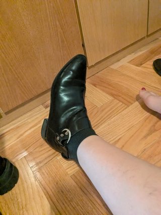 Botines negros hebilla