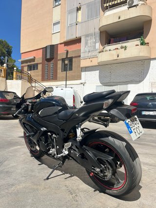 Suzuki GSXR 600 K6-K7 29.000 km