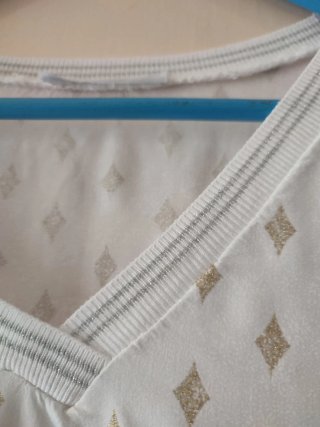 Blusa blanca mujer estampado rombos