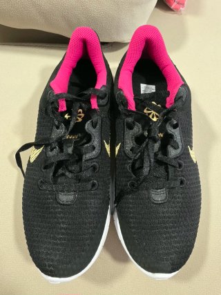 Zapatillas Nike Negras y Rosas