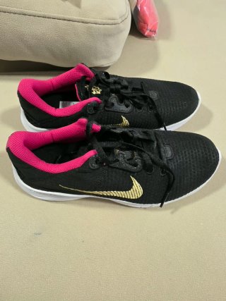 Zapatillas Nike Negras y Rosas