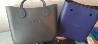 Bolso O bag azul con pelo,movible.