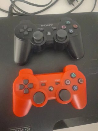 Consola PS3 + 2 Mandos + 7 Juegos