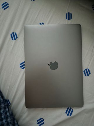 MacBook Pro 13 2020 Gris Espacial