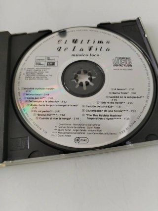 EL ULTIMO DE LA FILA, Músico Loco, CD