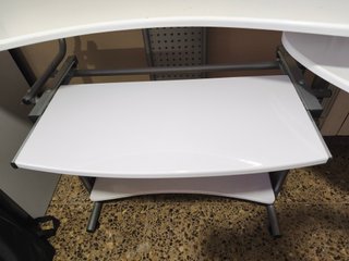 Escritorio blanco extensible
