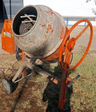 Hormigonera 125L