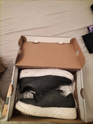 Nike Air Force 1 Pixel negras