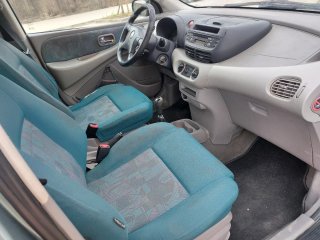 Nissan Almera 2004