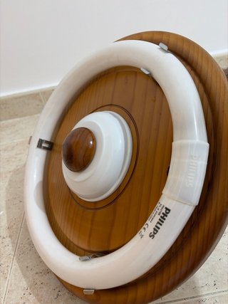 Lámpara Circular Philips Madera