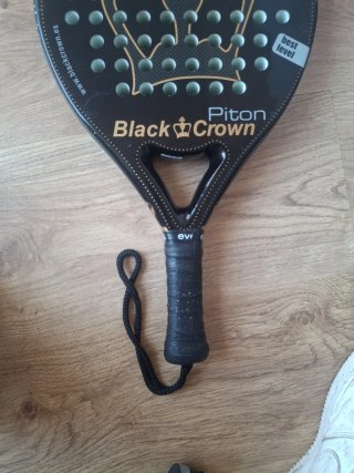 Pala de pádel Black Crown Piton Precio negociable