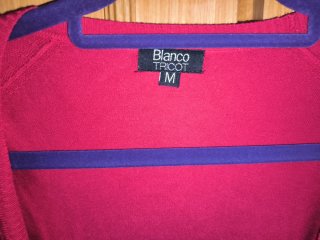 Chaqueta de punto roja. Marca: Blanco.