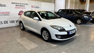 RENAULT MEGANE-DISTINTIVO AMBIENTAL C(verde)
