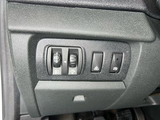 RENAULT MEGANE-DISTINTIVO AMBIENTAL C(verde)