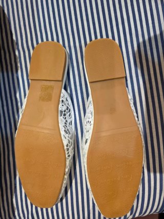 Sandalias blancas de encaje