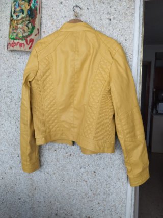 Cazadora Piel Sintética Amarilla