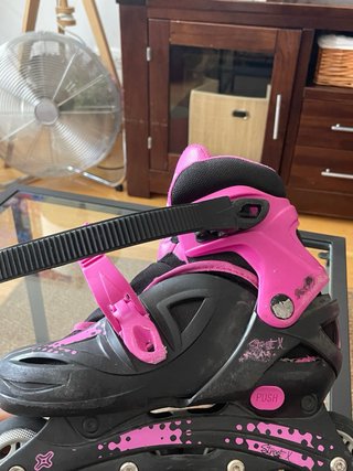 Patines en línea rosas para niños