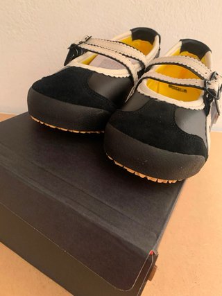 Onitsuka Tiger Bailarina Negras y Blancas Talla 38