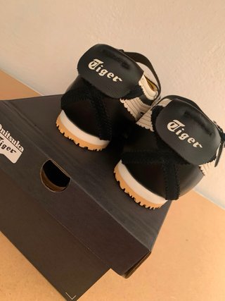 Onitsuka Tiger Bailarina Negras y Blancas Talla 38