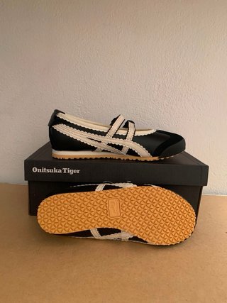 Onitsuka Tiger Bailarina Negras y Blancas Talla 38