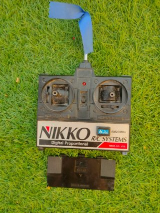 COCHE RADIO CONTROL NIKKO DICTATOR 7. SIN BATERÍA