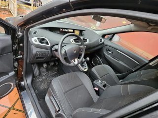 Renault Scenic 2012