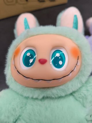 Labubu Peluche Conejo Verde Lila Rosa