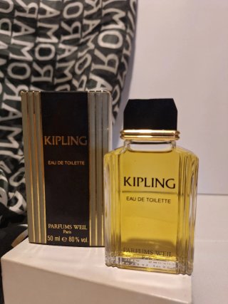 Colonias y perfumes vintange