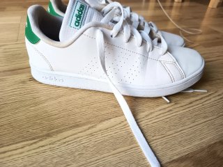 Zapatillas Adidas Blancas y Verdes