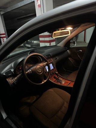 Mercedes-Benz Clase C 2006