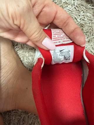 Zapatillas Nike Blancas y Rojas Talla 37.5