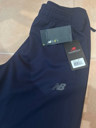Pack 3 prendas. Asics, puma y new balance