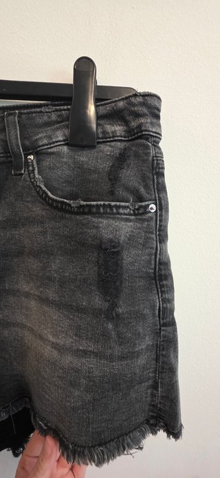 Shorts Vaqueros Gris Desgastado H&M Talla 44