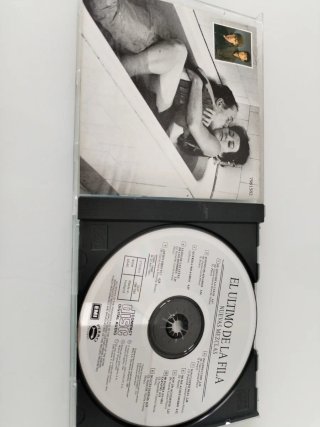 EL ULTIMO DE LA FILA, Nuevas Mezclas, CD