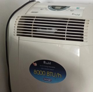 Aire Acondicionado Portátil DeLonghi Pingüino 8000